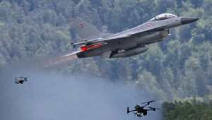 Tajemniczy lot i niepokój w sercu UE. Kluczowa branża alarmuje