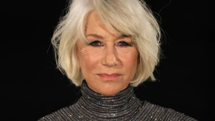 Helen Mirren zachwyciła w nowej fryzurze. Jej shaggy bob to idealne cięcie przy siwych włosach