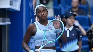 Wpadka Gauff w Pekinie, z 4:1 na 4:6. Koniec meczu z Bencić po 149 minutach
