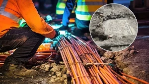 Prace nad montażem światłowodu doprowadziły do odkrycia