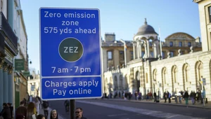 Mandatami zmuszają do kupna elektryków. Milion euro kar w miesiąc