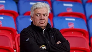 Zamienia siatkówkę na piłkę nożną. Znany dziennikarz w nowej roli