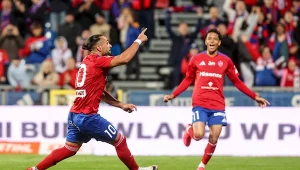 Raków Częstochowa - Universitatea Craiova. Gdzie oglądać? [TRANSMISJA]