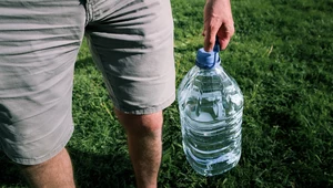 Chwalą się ekologią, ale omijają system kaucyjny. "Antypolskie cwaniactwo"