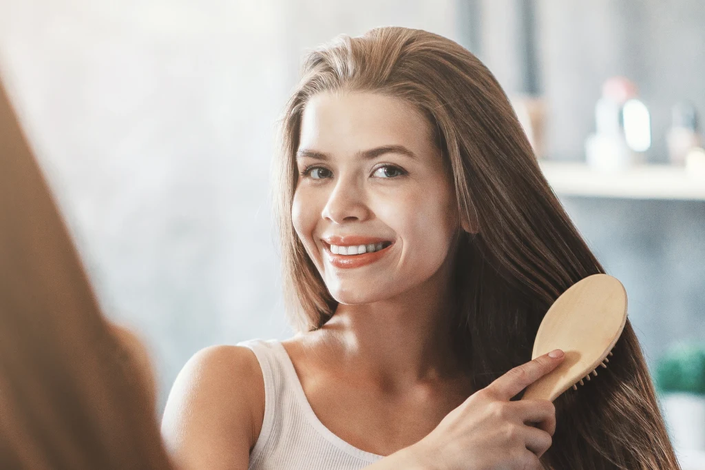 Twoje włosy straciły blask po wakacjach? Te odżywcze maski działają cuda Twoje włosy straciły blask po wakacjach? Te odżywcze maski działają cuda