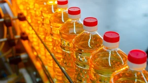 System kaucyjny wystartował. Czy przyjmie plastikową butelkę po oleju?