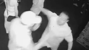 Gwiazdor zadał jeden cios i powalił policjanta. Nagranie trafiło do sieci