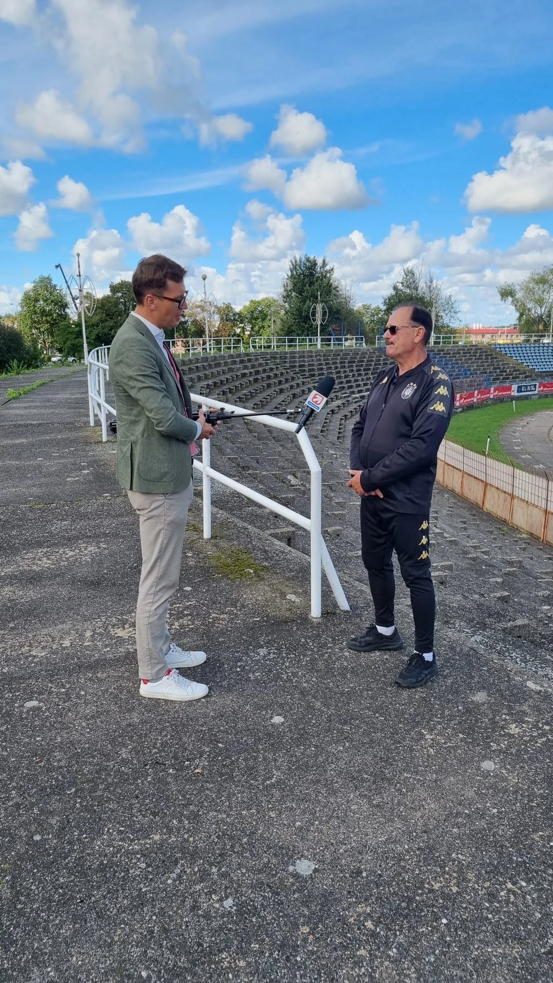 Roman Jaszczak na stadionie Medyka Konin Roman Jaszczak na stadionie Medyka Konin