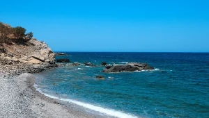 Chłopiec znalazł obrączkę na plaży na Krecie, zdj. ilustracyjne