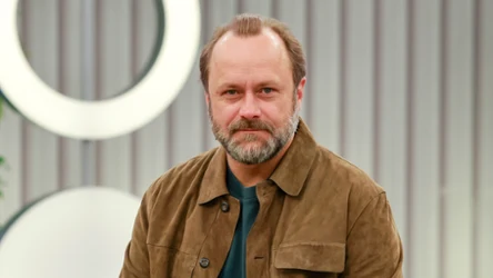 Leszek Lichota o pracy nad nową ekranizacją "Znachora": "Zależało mi na tym, żeby postać kleiła się z tym, co znają ludzie"