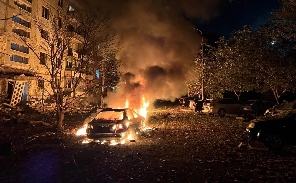 Ostatniej nocy Rosja przypuściła zmasowany atak na Zaporoże i Lwów Ostatniej nocy Rosja przypuściła zmasowany atak na Zaporoże i Lwów