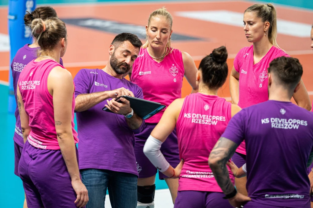 Cesar Hernandez ma poprowadzić DevelopRes Rzeszów do kolejnych sukcesów Cesar Hernandez ma poprowadzić DevelopRes Rzeszów do kolejnych sukcesów