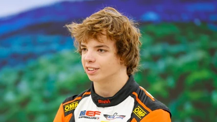 ​Tymoteusz "Tymek" Kucharczyk idzie w ślady Roberta Kubicy. 19-latek robi karierę na torach Formuły