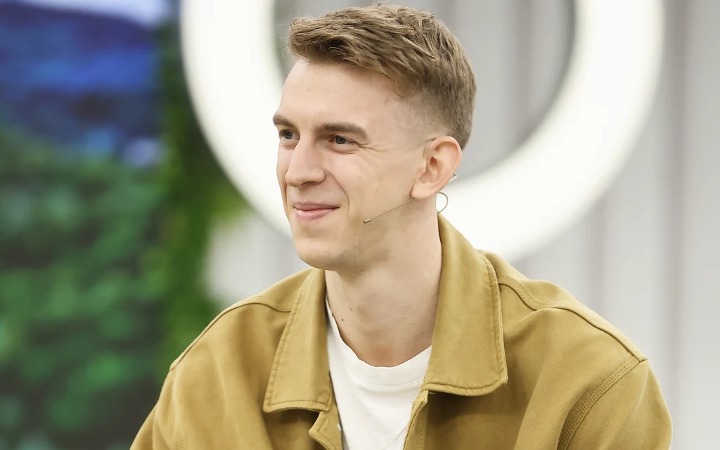 Artur Szalpuk, siatkarz reprezentacji Polski, w "halo tu polsat"