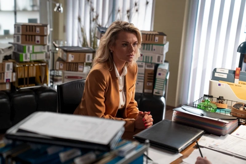 Dyrektor Woźnicka (Emilia Komarnicka) będzie musiała się tłumaczyć Dyrektor Woźnicka (Emilia Komarnicka) będzie musiała się tłumaczyć