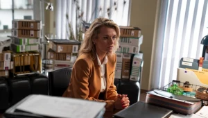 Dyrektor Woźnicka (Emilia Komarnicka) będzie musiała się tłumaczyć