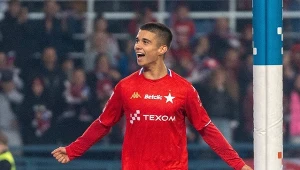 Wisła idzie po Ekstraklasę. Zachwyty nad 19-latkiem, święto w Krakowie