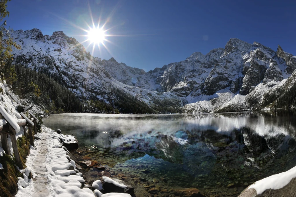 Kiedy zamarza Morskie Oko? Dlaczego turyści czekają na ten moment?