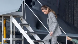 Patrzyli tylko na stopy Kate. To nagranie z księżną jest już hitem