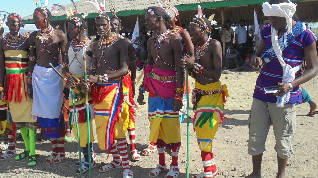 Lud Turkana żyje dzięki diecie, która innych by wykończyła Lud Turkana żyje dzięki diecie, która innych by wykończyła