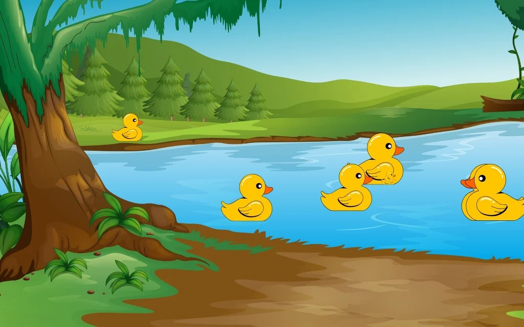 Pięć żółtych kaczek pływających na niebieskim stawie otoczonym zielonymi drzewami i wzgórzami, duże drzewo z liśćmi na pierwszym planie, spokojna, bajkowa sceneria przyrodnicza.