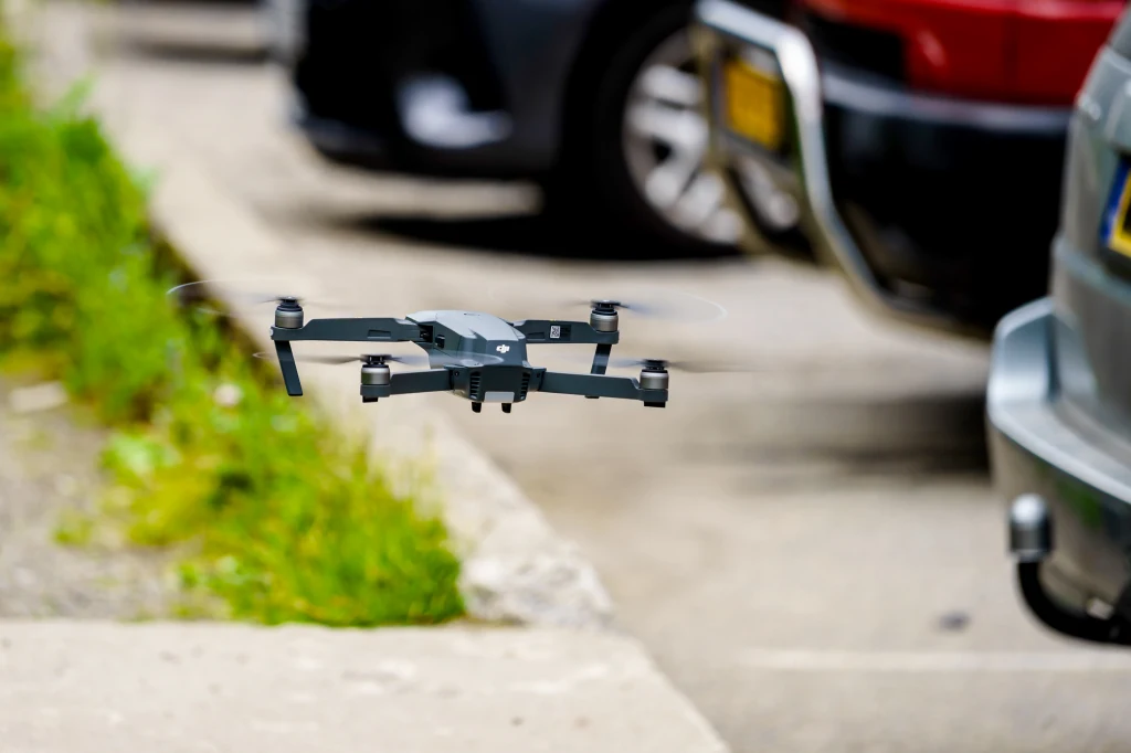 Samochody z dronami na wyposażeniu? Szykuje się rewolucja Samochody z dronami na wyposażeniu? Szykuje się rewolucja