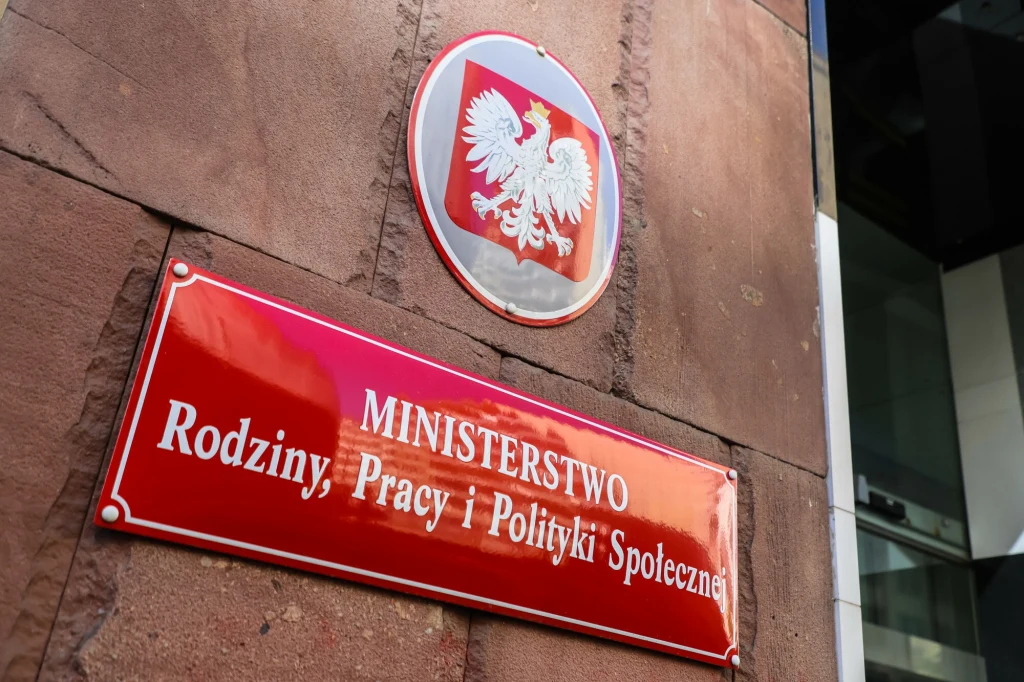 Stopa bezrobocia wzrosła do 5,6 proc. we wrześniu wobec 5,5 proc. w sierpniu - szacuje MRPiPS