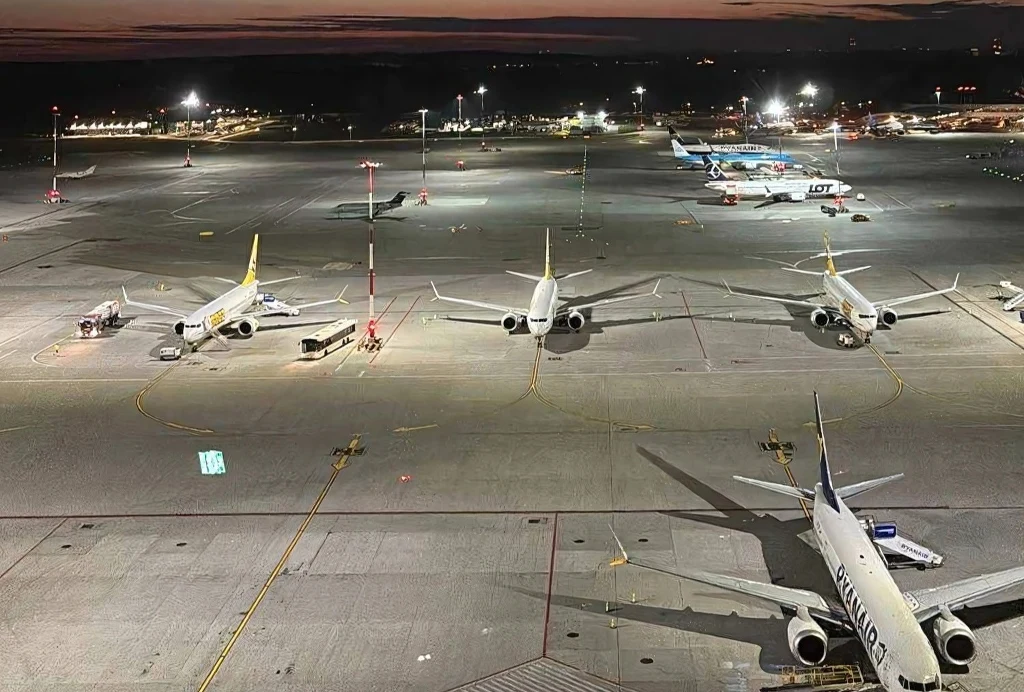 Krakowskie lotnisko ostrzega przed oszustami Krakowskie lotnisko ostrzega przed oszustami