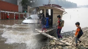 "Pływające szkoły" w Bangladeszu