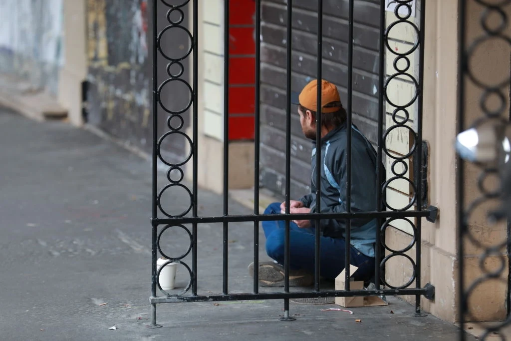 Holandia deportuje bezdomnych migrantów. Na czele zestawienia Polacy