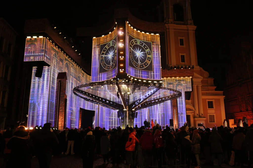 Sylwestrowa Moc Przebojów 2024 na toruńskiej starówce Sylwestrowa Moc Przebojów 2024 na toruńskiej starówce