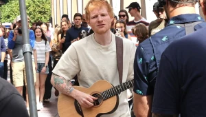 Ed Sheeran wraca do koncertowania na ulicach!