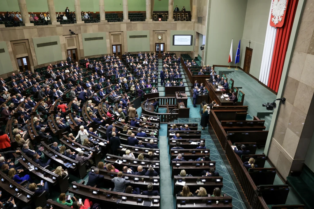 Partia Razem chce zmian dotyczących alkoholu w Sejmie Partia Razem chce zmian dotyczących alkoholu w Sejmie