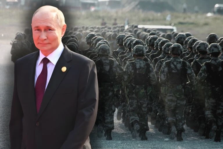 Tysiące Kubańczyków może stanąć po stronie Rosji w wojnie z Ukrainą Prezydent w garniturze na tle maszerujących żołnierzy w pełnym umundurowaniu wojskowym