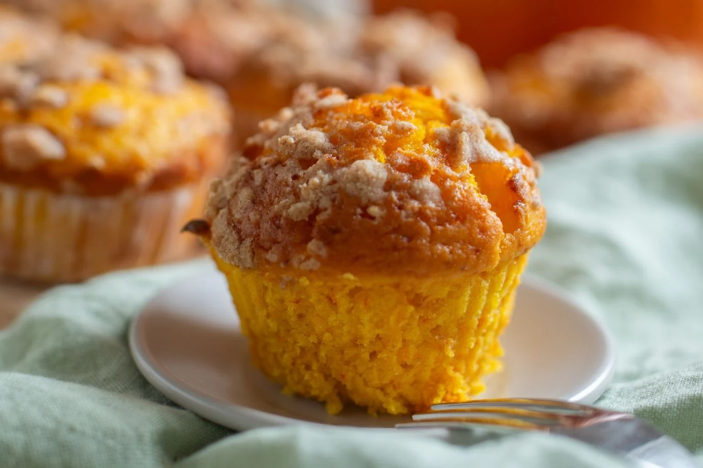 Babeczki dyniowe to deser, który idealnie wpisuje się w jesienną kuchnię Babeczki dyniowe to deser, który idealnie wpisuje się w jesienną kuchnię
