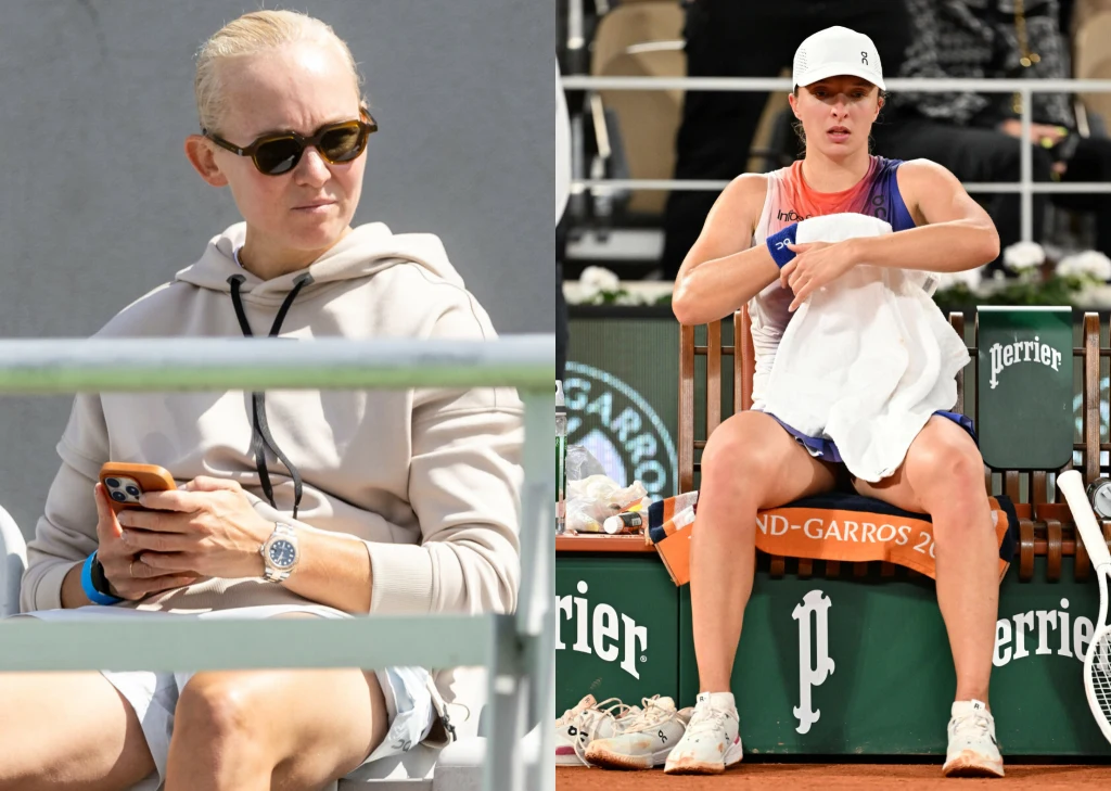 Na zdjęciu psycholog Daria Abramowicz i polska tenisistka Iga Świątek Po lewej stronie kobieta w okularach przeciwsłonecznych i jasnej bluzie siedzi na trybunach z telefonem w dłoni, po prawej stronie sportsmenka w stroju tenisowym odpoczywa na ławce, trzymając biały ręcznik podczas przerwy meczu na korcie ziemnym.