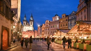 Jarmark w Pradze czy Gdańsku? Wiemy, gdzie noclegi są znacznie tańsze