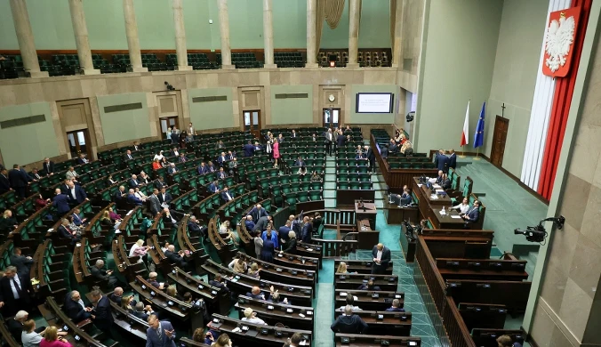 Cztery projekty ustaw o kryptowalutach. Dalszy ciąg sporu o nowe regulacje