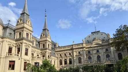 Pałac rodziny Poznańskich — miejsce, którego nie można pominąć, odwiedzając Łódź