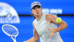 Belinda Bencic - Iga Świątek w trzeciej rundzie WTA 1000 w Wuhan. Relacja na żywo