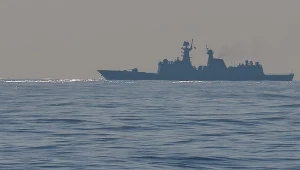 Chiński okręt na wodach Cieśniny Tajwańskiej