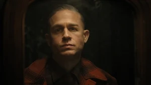 Charlie Hunnam jako Ed Gein