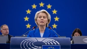 Wnioski o wotum nieufności wobec szefowej KE. Europosłowie zdecydowali