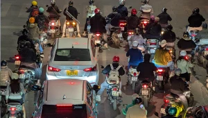Motocykle spalinowe z zakazem wjazdu. Elektryki przejmują rynek