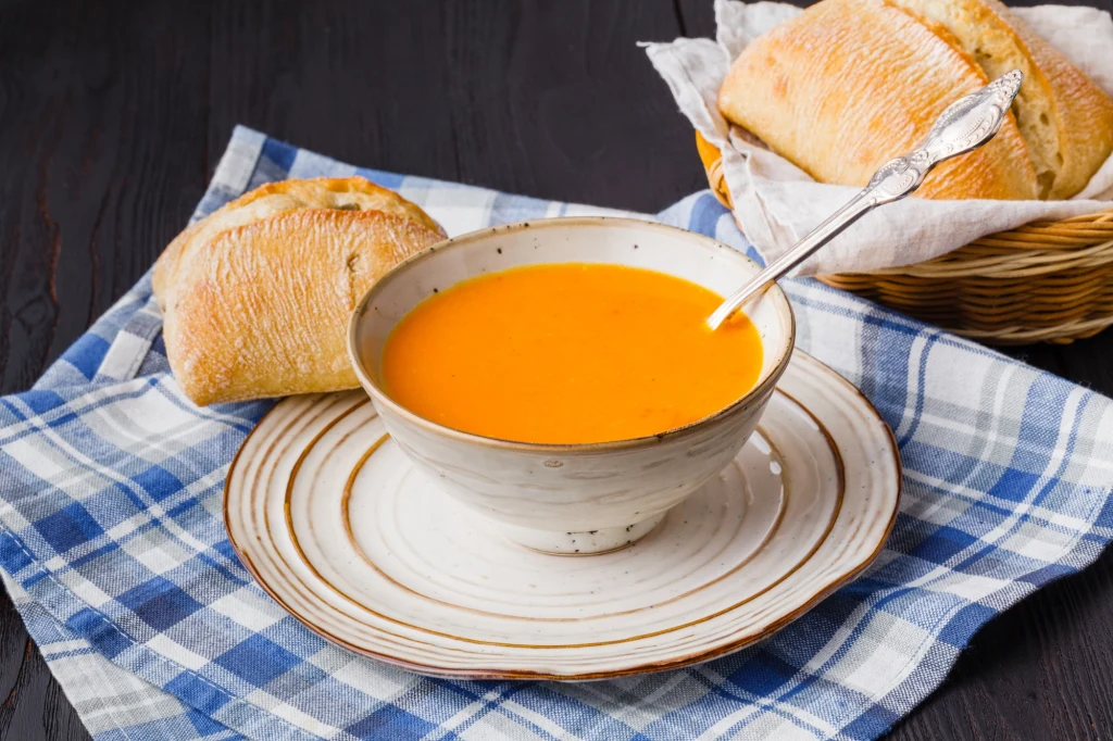 Dodawaj tę przyprawę do posiłków, aby obniżyć cholesterol 