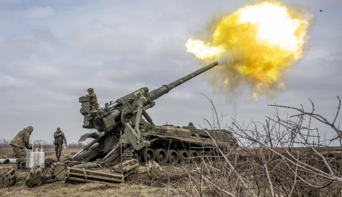 Dzięki aż 150 tysiącom pocisków artyleryjskich, na front w Ukrainie wrócą potężne działa artyleryjskie 2S7 Pion