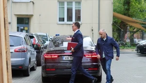 Przesłuchanie Hołowni przerwane. "Na wniosek marszałka"