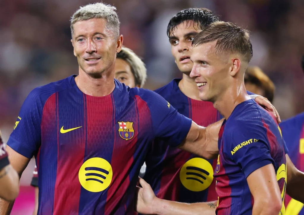 Robert Lewandowski i Dani Olmo w FC Barcelona