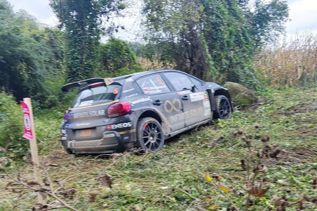 Wypadek na trasie Rajdu Nyskiego Wypadek na trasie Rajdu Nyskiego