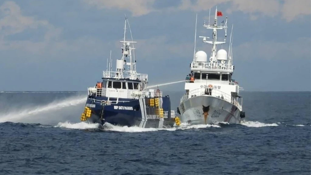 Incydent na Morzu Południowochińskim. Wzajemne oskarżenia Chin i Filipin Incydent na Morzu Południowochińskim. Wzajemne oskarżenia Chin i Filipin